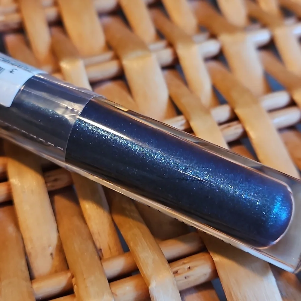 Almay Goddess Lip Gloss NWT Purple/blue Sparkle